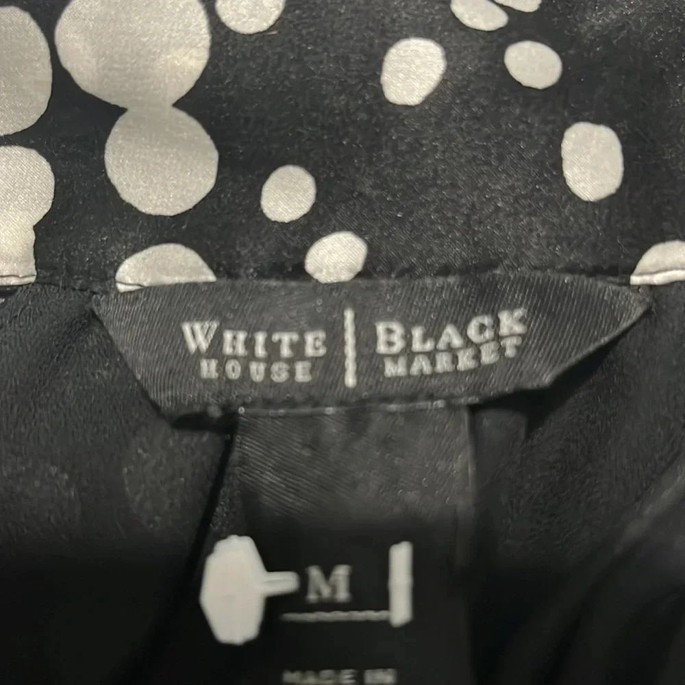 WHBM Black and white tie neck blouse. Sleeveless size Medium - Picture 6 of 6